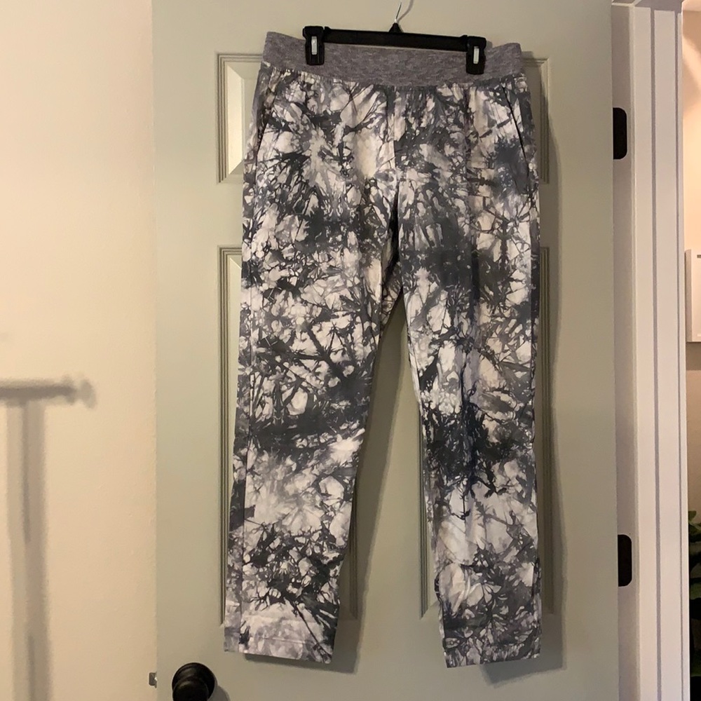 Cabi marble pant size medium